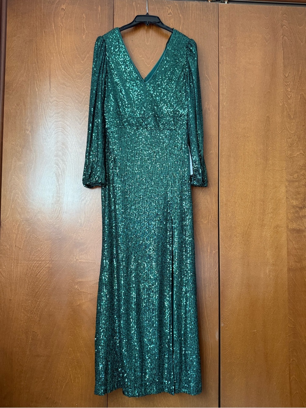 Xscape Green Sequin V Neck Dress NWT Macy’s Buy 14P Ret $179 - Picture 5 of 12